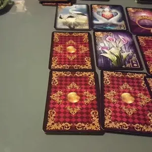 Imagen de portada para Curso online Consultas De Tarot En Madrid: Encuentra Respuestas a Tus Preguntas 🔮