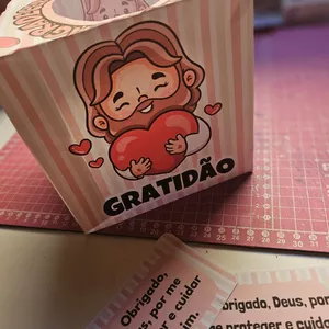 Imagem de capa para o Ebook CAIXA DA GRATIDÃO