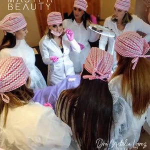 Imagem do curso Harmonização Facial sem Agulhas