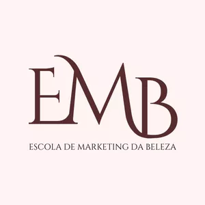 Imagem de capa para o Curso online Escola de Marketing da Beleza