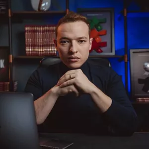 Imagem de capa para o Curso online Reunião Secreta - Como Lucrar 10x Mais Com Suas Vendas