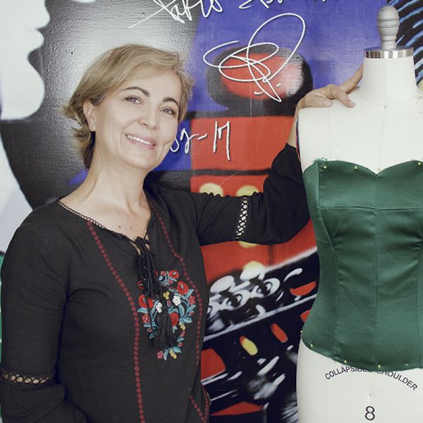 Bordado Luneville Nivel Basico Instituto Innardi Learn A New Skill Online Courses And Subscription Services Hotmart Para bordado luneville o llamado tambien bordado con pedreria se elabora con un gancho especial parecido al utilizado en el crochet. bordado luneville nivel basico