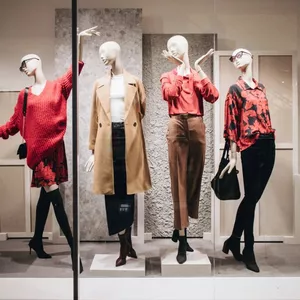 Imagem de capa para o Ebook  Aprender a Vender roupas do absoluto zero