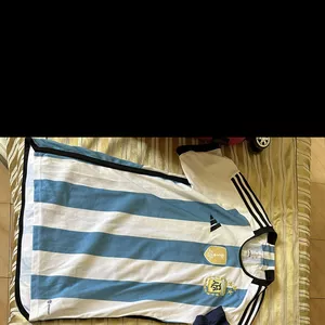 Imagen de portada para Curso online Camisas de argentos réplicas originales 