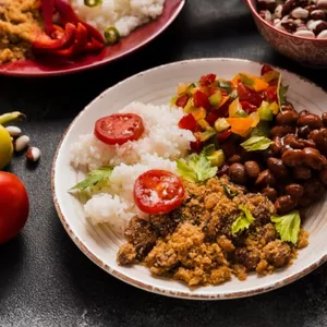 Imagem de capa para o Ebook Livro de Receitas (Normais) Nordestinas Famosas