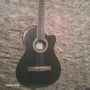 Imagem do curso Apostila de Violão Popular. Como usar o Capotraste. 