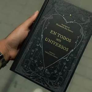 Imagen de portada para Ebook EN TODOS MIS UNIVERSOS