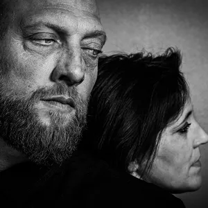 Imagem de capa para o Ebook Desapego e Recomeço: um manual de amor próprio