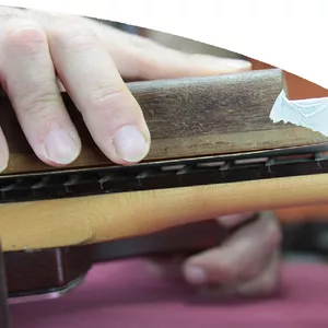 Imagem de capa para o Curso online Academia da Luthieria