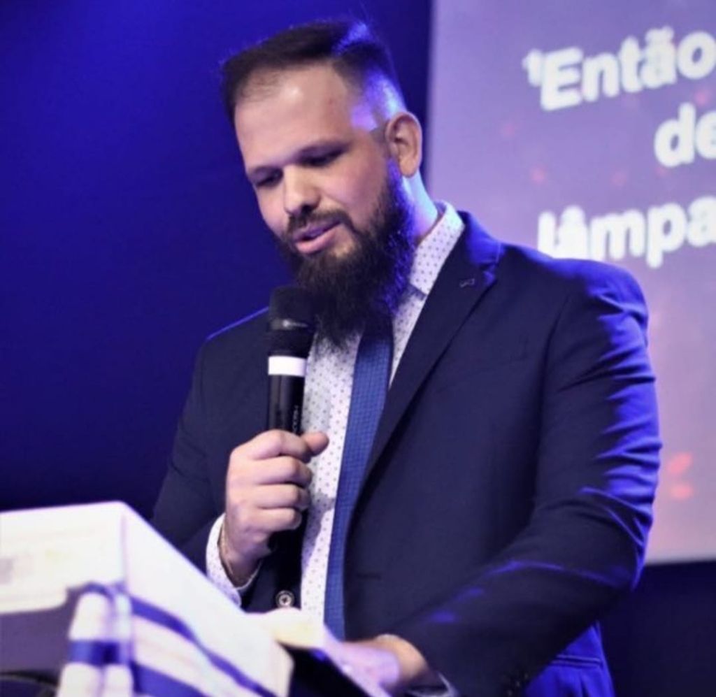 Pastor Everton Silva