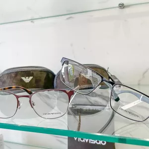 Imagem de capa para o Ebook Como Montar uma Ótica do Zero