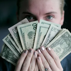 Imagem de capa para o Ebook Liberdade Financeira para Brasileiros em Portugal: Guia Completo