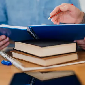 Imagem do curso Políticas Públicas e Legislação Educacional