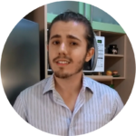 Pedro Camargo - Estudante de nutrição, autor do canal Batata Assando e criador do curso online "Low Carb Em 1 Minuto".