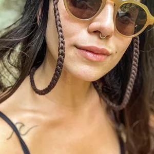 Imagem de capa para o Curso online Correntinha para óculos