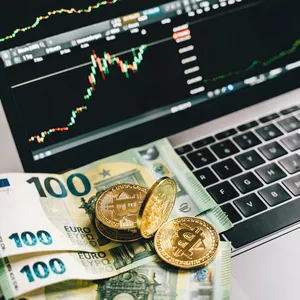 Imagem de capa para o Ebook Bitcoin Descomplicado: O Guia Definitivo para Iniciantes