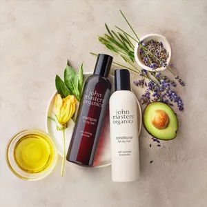 Imagen de portada para Curso online CURSO ELABORACION PRODUCTOS CAPILARES DE COSMETICA NATURAL