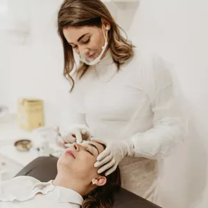 Imagem de capa para o Curso online Curso Dermaplaning Start