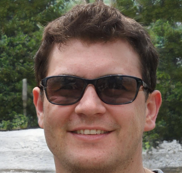 Carlos M. (Bajista Amateur)