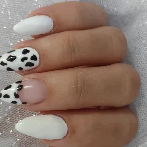 Imagem de capa para o Curso online Desbravando nails