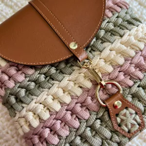 Imagem de capa para o Curso online Vino Crochê - Crochê em fio de poliéster