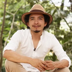 Imagen de portada para Curso online Comunidad r3va con Ce Florián