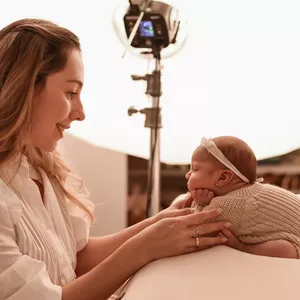 Imagem de capa para o Curso online  Newborn 100% Prático - Ensaios Reais