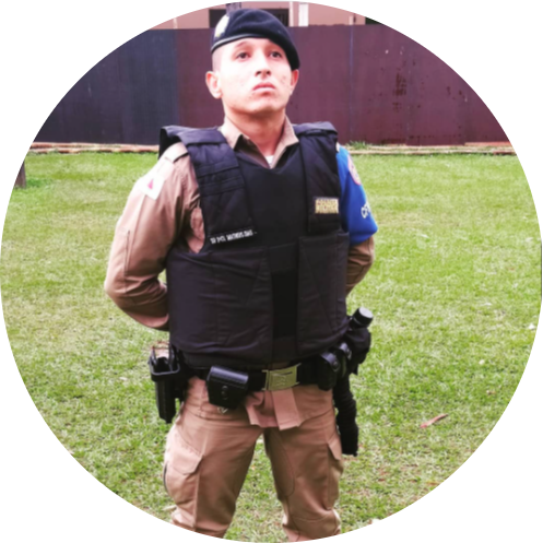 Eu não conseguia ter foco, não estudava da maneira correta, até conhecer a LJ Aulas