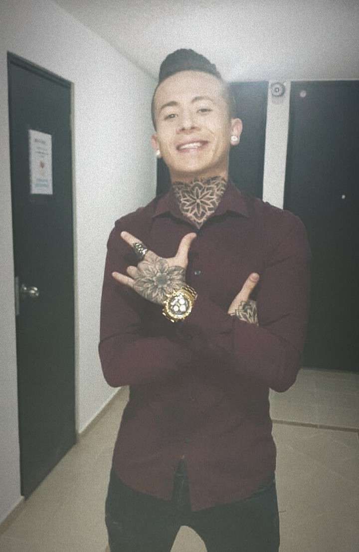 DANIEL VESGA