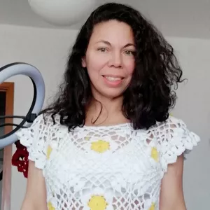 Imagem de capa para o Curso online Blusa Floral de crochet manual