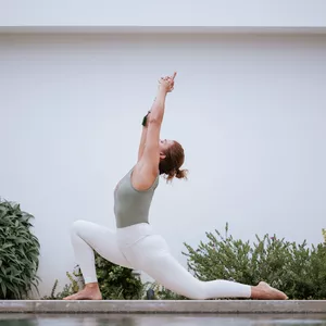 Imagem de capa para o Curso online Rita Gonçalves Yôga - O Yôga muito além das posições