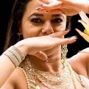 Imagem do curso FORMAÇÃO EM PROFESSORA DE DANÇA ORIENTAL 