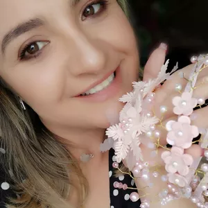 Imagem de capa para o Curso online TIARA GABI E TIARA JU