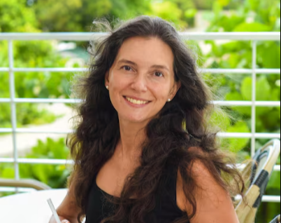 Fernanda L.