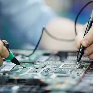 Imagen de portada para Curso online Compusystem