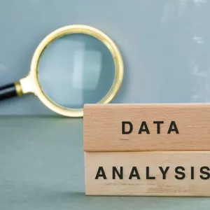 Cover image for Online course Complete Data Analysis