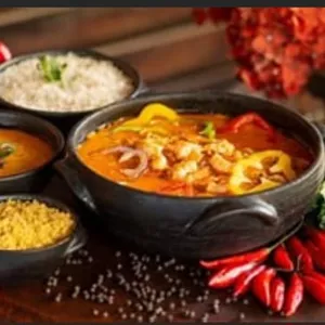 Imagem de capa para o Ebook Receitas fácil e delisiosa