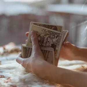 Imagen de portada para Curso online FORMACIÓN DE TAROT TERAPÉUTICO 