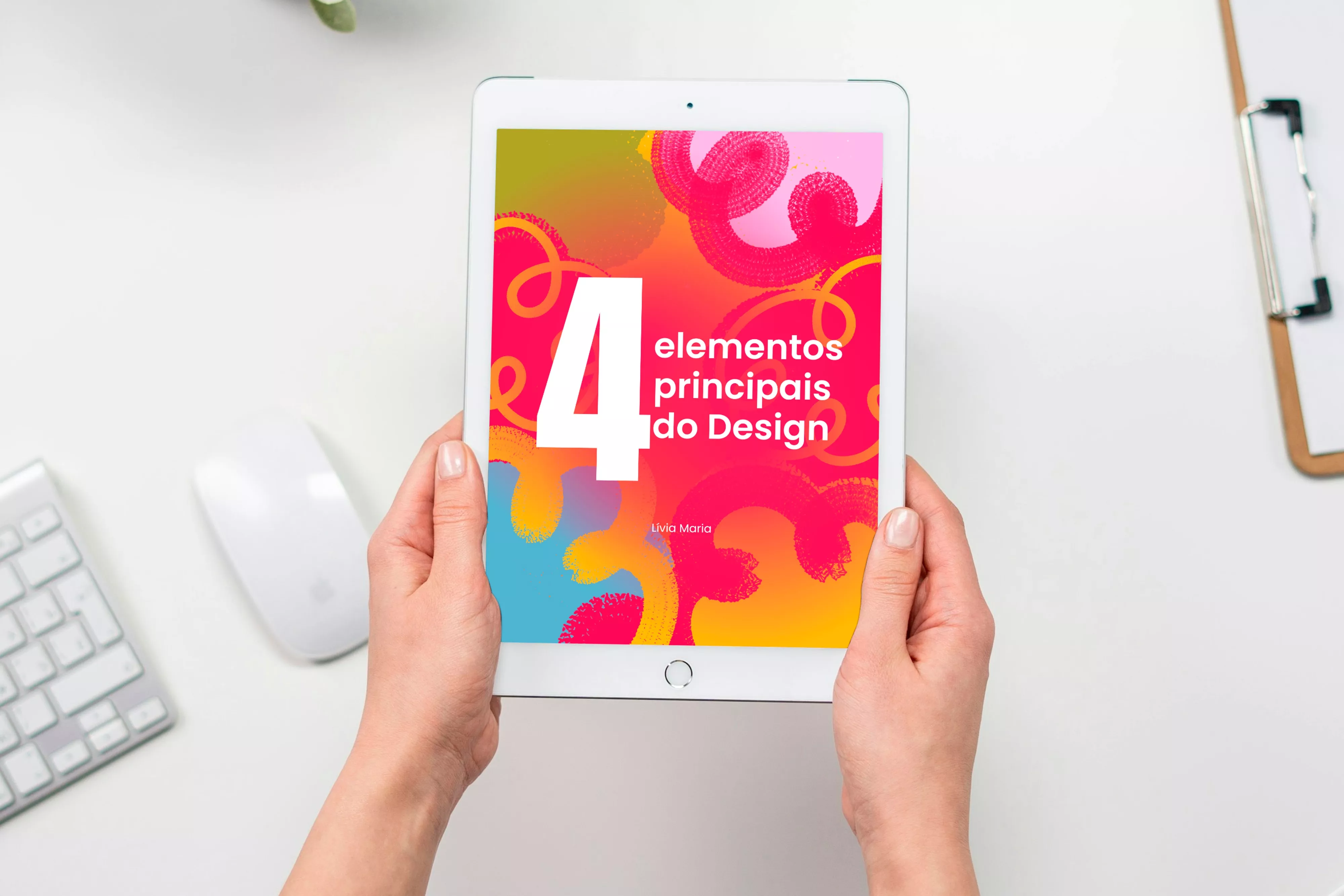Mão segurando tablet com a capa do Ebook