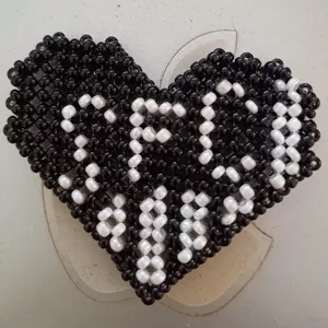 Imagem de COMO FAZER CORAÇAO DO SANTOS DE MIÇANGAS OU PÉROLAS criado por Telma Luzia Rodrigues na hotmart