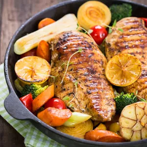 Imagem de capa para o Ebook 5 DELICIOSAS RECEITAS PARA TE AJUDAR A PERDER PESO.
