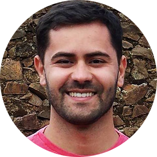 Maurício Pacheco - atua na área de Marketing