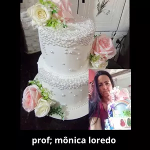 Imagem de capa para o Ebook Ebook  BOLO CENOGRÁFICO DE PAPELÃO E MASSA CORRIDA PASSO A PASSO  