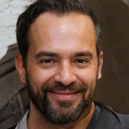 Fernando Reyes, 45 años – Santiago