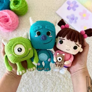 Imagem de capa para o Ebook RECEITA PDF AMIGURUMIS MOSTROS SA