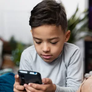 Imagem do curso Guia de como proteger o seu filho da internet