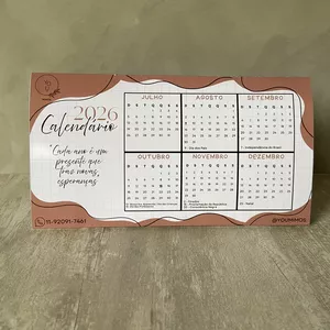 Imagem de capa para o Curso online Calendário de Mesa 2026 - Personalizado com as cores da sua Marca/Logo