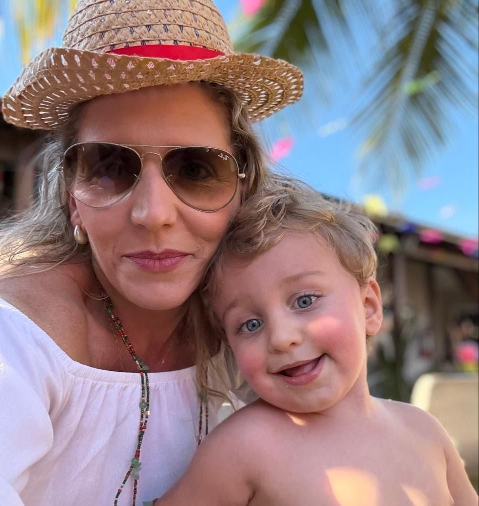 Jaqueline, mãe do Adam (2 anos)