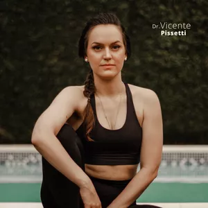 Imagem de capa para o Curso online Como tratar a TPM de forma natural