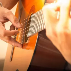 Imagem de capa para o Ebook Aula de violão para iniciantes